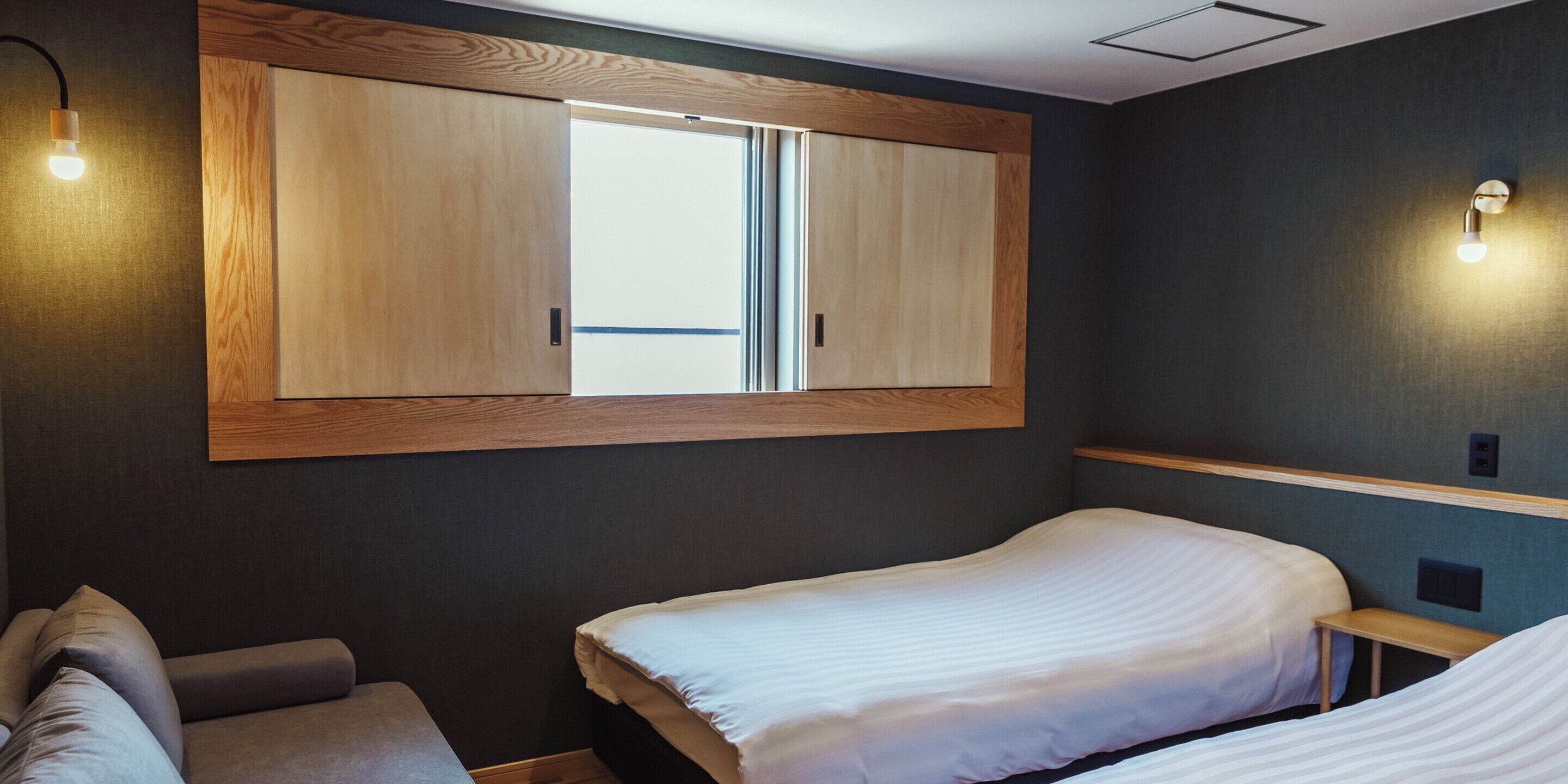 Twin Room | Desk, laptop workspace, free WiFi, bed sheets