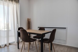 Dining - City mood house #1 (Kos)