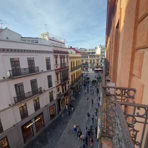 Balcony view - The Loft House Sevilla  (Seville)