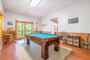 Spielezimmer
