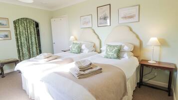 4 bedrooms, individually decorated, individually furnished, free WiFi