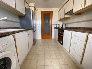 Fridge, microwave, oven, coffee/tea maker