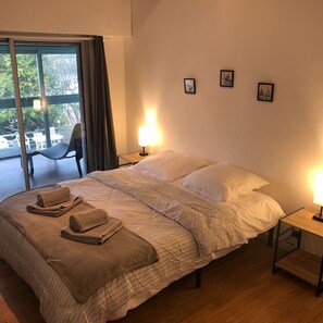Desk, iron/ironing board, free WiFi
