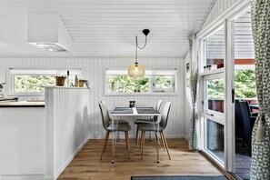 Dining - HA290 Hals - Lindeparken 3 (Hals)