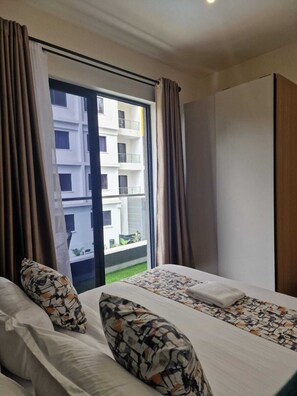 1 chambre, fer et planche à repasser, Wi-Fi gratuit, draps fournis
