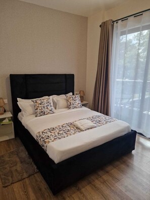 1 chambre, fer et planche à repasser, Wi-Fi gratuit, draps fournis