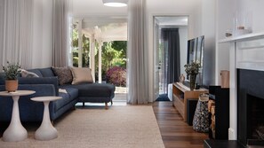 TV connectée, cheminée