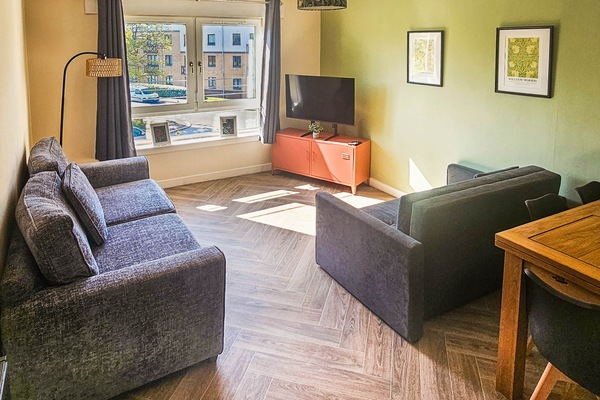 Living Room C2