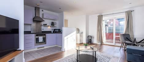 Apartment, 2 Bedrooms | Living area