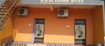 3-bedroom House in lovely Hampi with AC, WiFi and 3 parking space available