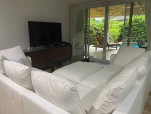 Villa, 3 Bedrooms, Smoking, Private Pool | Living room | Books - Hidden Villa Oasis Private Pool 2km to Beach&mall (Hua Hin)