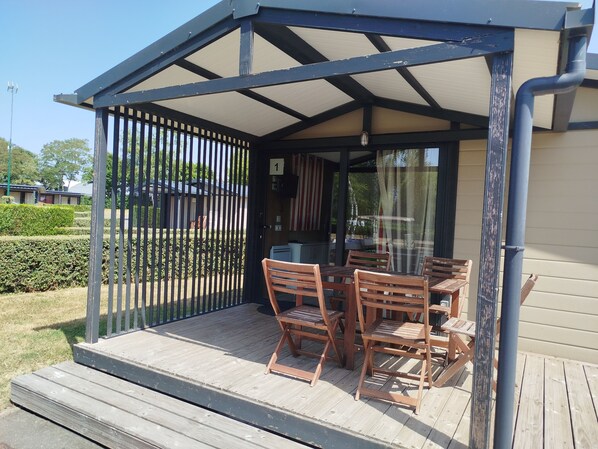 Buiten dineren