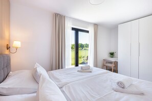 3 Schlafzimmer, Zimmersafe, Bügeleisen/Bügelbrett, Reisekinderbett