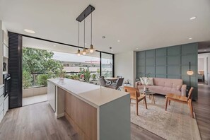 TV, offices