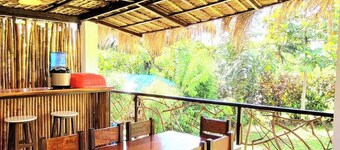 Modern Bahay Kubo Near Tagaytay - Casita Anahaw