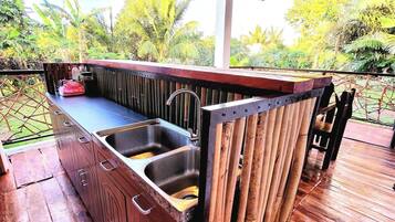 House, 1 Bedroom, Smoking, Private Pool | Terrace/patio