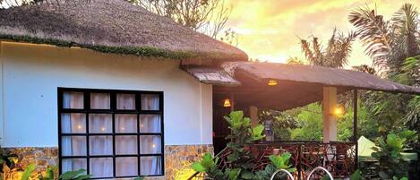 House, 1 Bedroom, Smoking, Private Pool | Property grounds
