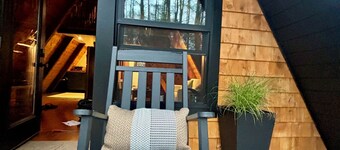 Cozy A-Frame next to King Pine Ski Area - 31 day rental or longer