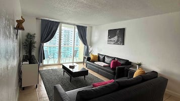 Smart-TV, bordtennis og printere