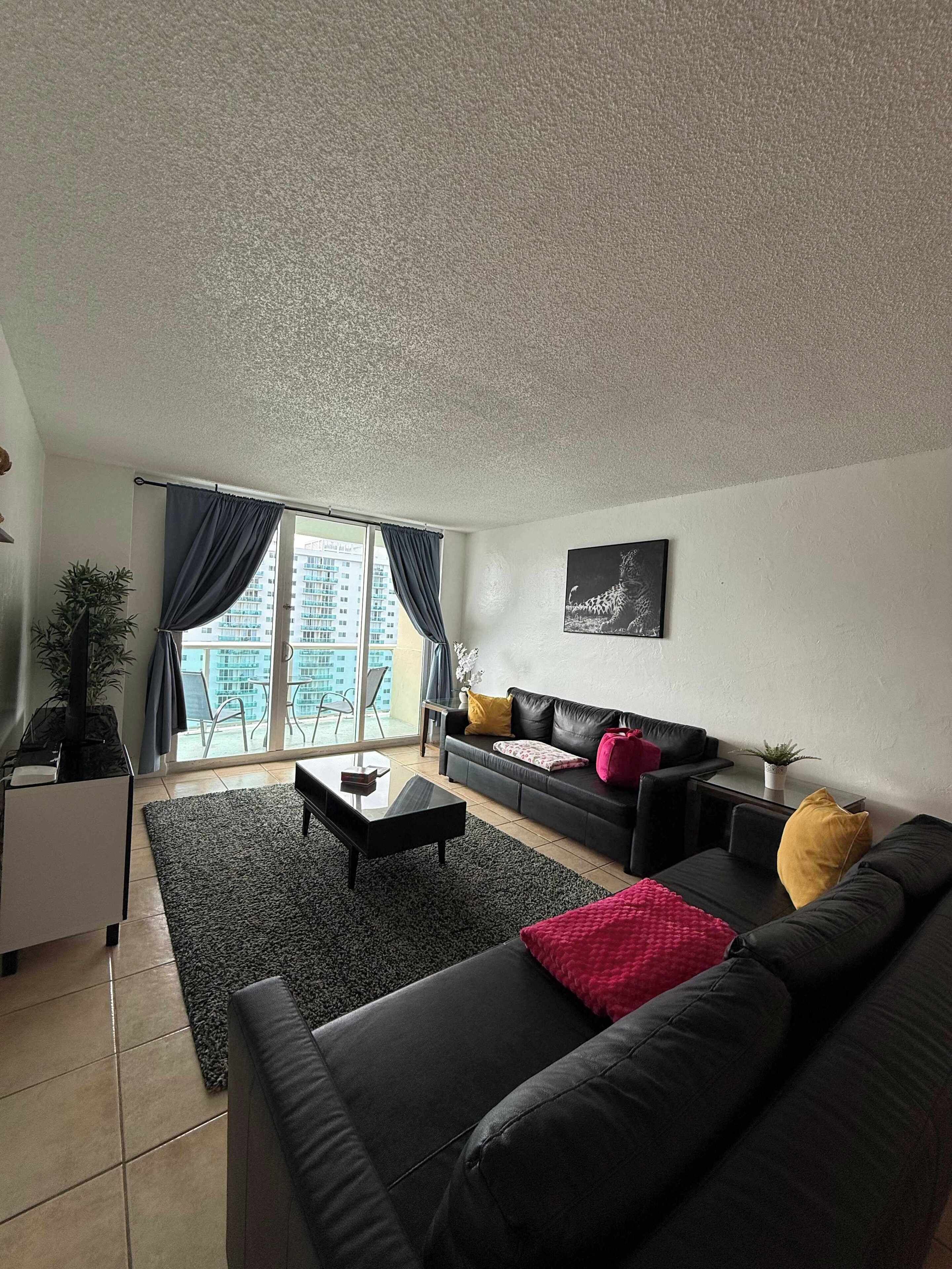 TV connectée, espaces bureaux