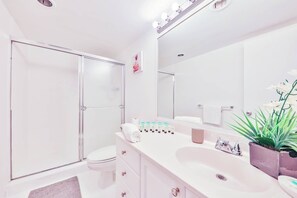 Hair dryer, towels, soap, shampoo - Coastal Elegance Oasis in Sunny Isles STR-01308 (Sunny Isles Beach)