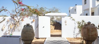 Villa Bianca - 10 minutes from the beach!
