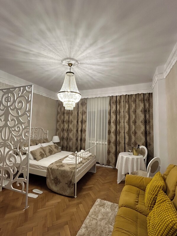 1 bedroom, iron/ironing board, WiFi, bed sheets