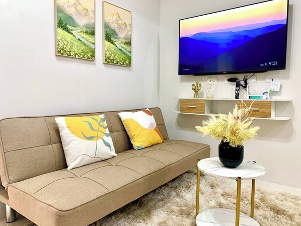 TV - Panglao-Island Condo Unit Rental (Dauis)