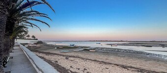 Praia de Fabrica V - Two Bedroom Apartment, Sleeps 4