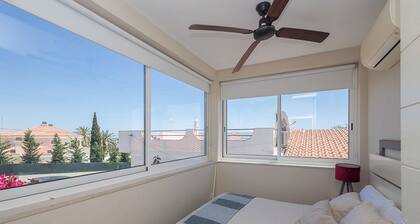Praia de Fabrica V - Two Bedroom Apartment, Sleeps 4