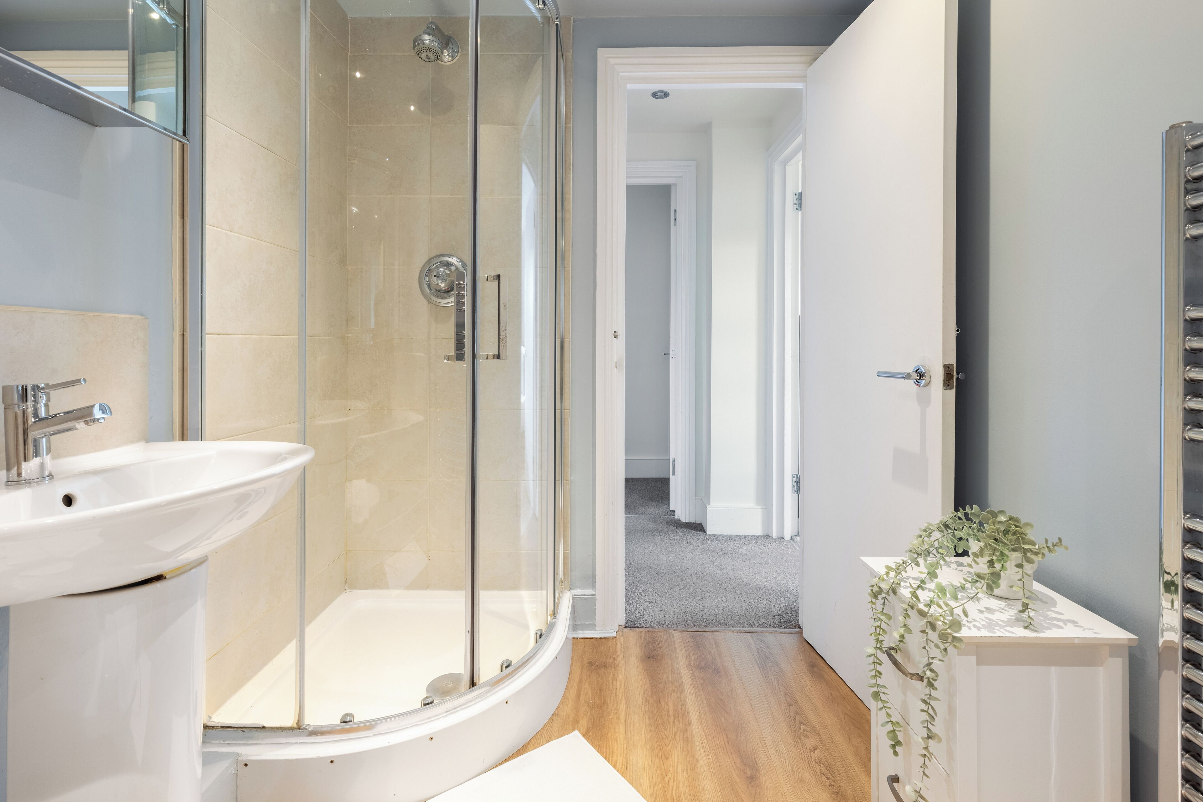 Apartamento, sacada | Banheiro | Produtos de toalete grátis, secador de cabelo, toalhas de banho 