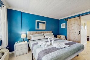 1 slaapkamer, een strijkplank/strijkijzer, internet, beddengoed