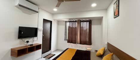 Deluxe Room | Free WiFi
