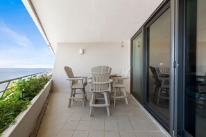 公寓客房, 多張床 (Eden West 1004) | 室外用餐