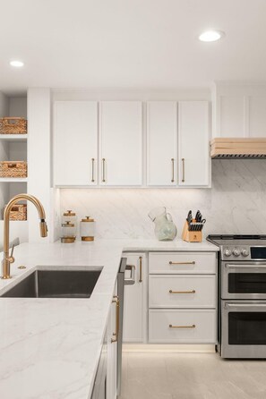 Photo non classée, 5 sur 76, bouton