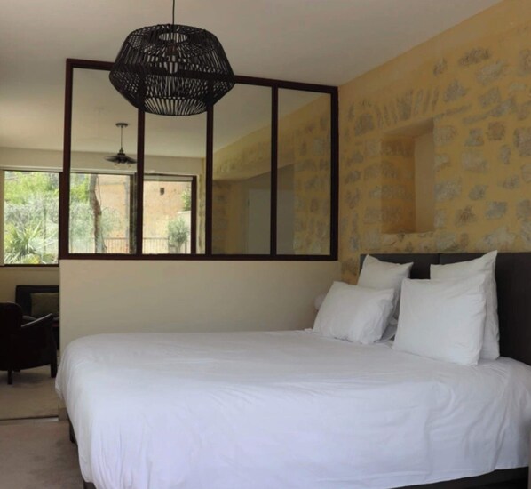 1 chambre, fer et planche à repasser, Wi-Fi gratuit