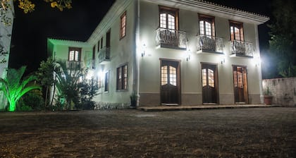 Refúgio do Imperador Hospedaria