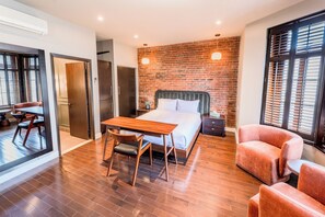 Suite | Zimmersafe, Verdunkelungsvorhänge, Bügeleisen/Bügelbrett