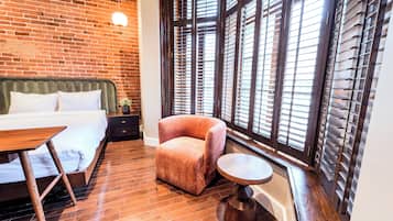 Room | In-room safe, blackout drapes, iron/ironing board