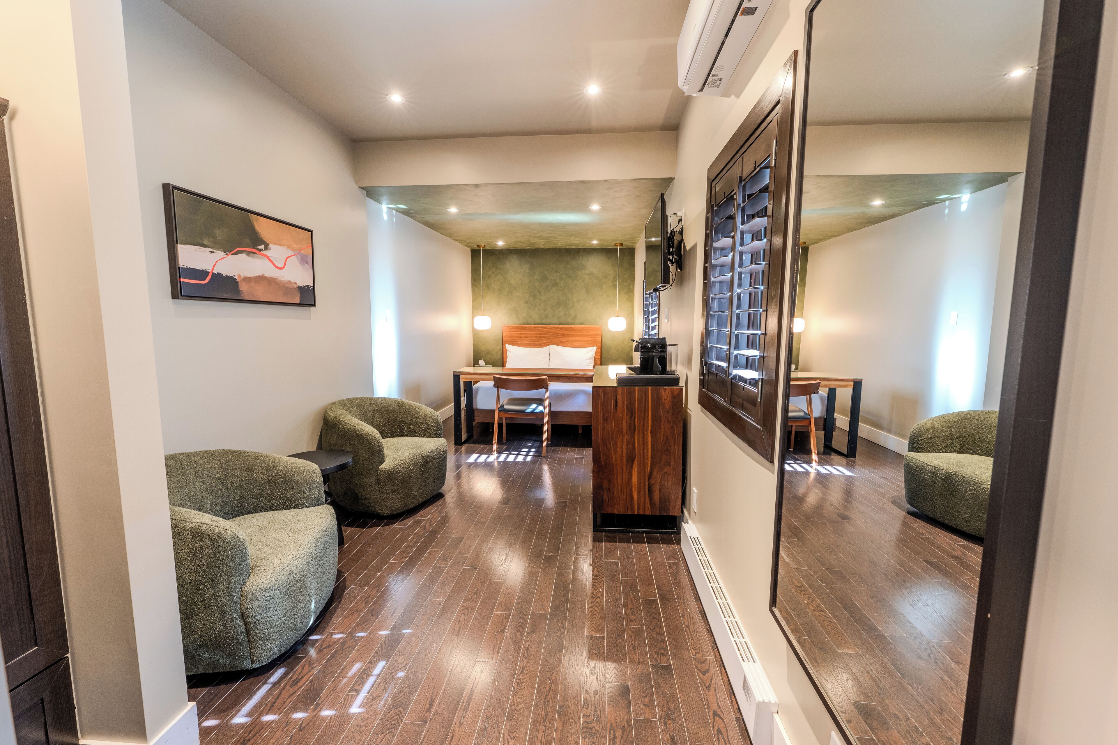 Phòng tiện nghi đơn giản | Két bảo mật tại phòng, màn/rèm cản sáng, bàn ủi/dụng cụ ủi quần áo 