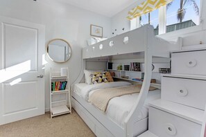 4 chambres, bureau, fer et planche Ă repasser, Wi-Fi