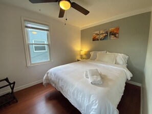 4 bedrooms, iron/ironing board, free WiFi, bed sheets