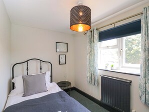 3 bedrooms, individually decorated, individually furnished, free WiFi - Elm Cottage (Moreton-in-Marsh)