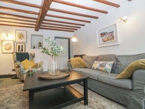 Living area - Elm Cottage (Moreton-in-Marsh)