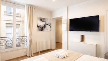 Apartment, Courtyard View