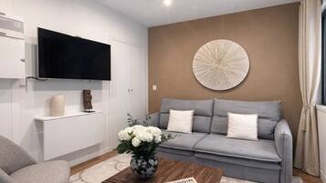 Appartement, vue cour intérieure | Coin séjour