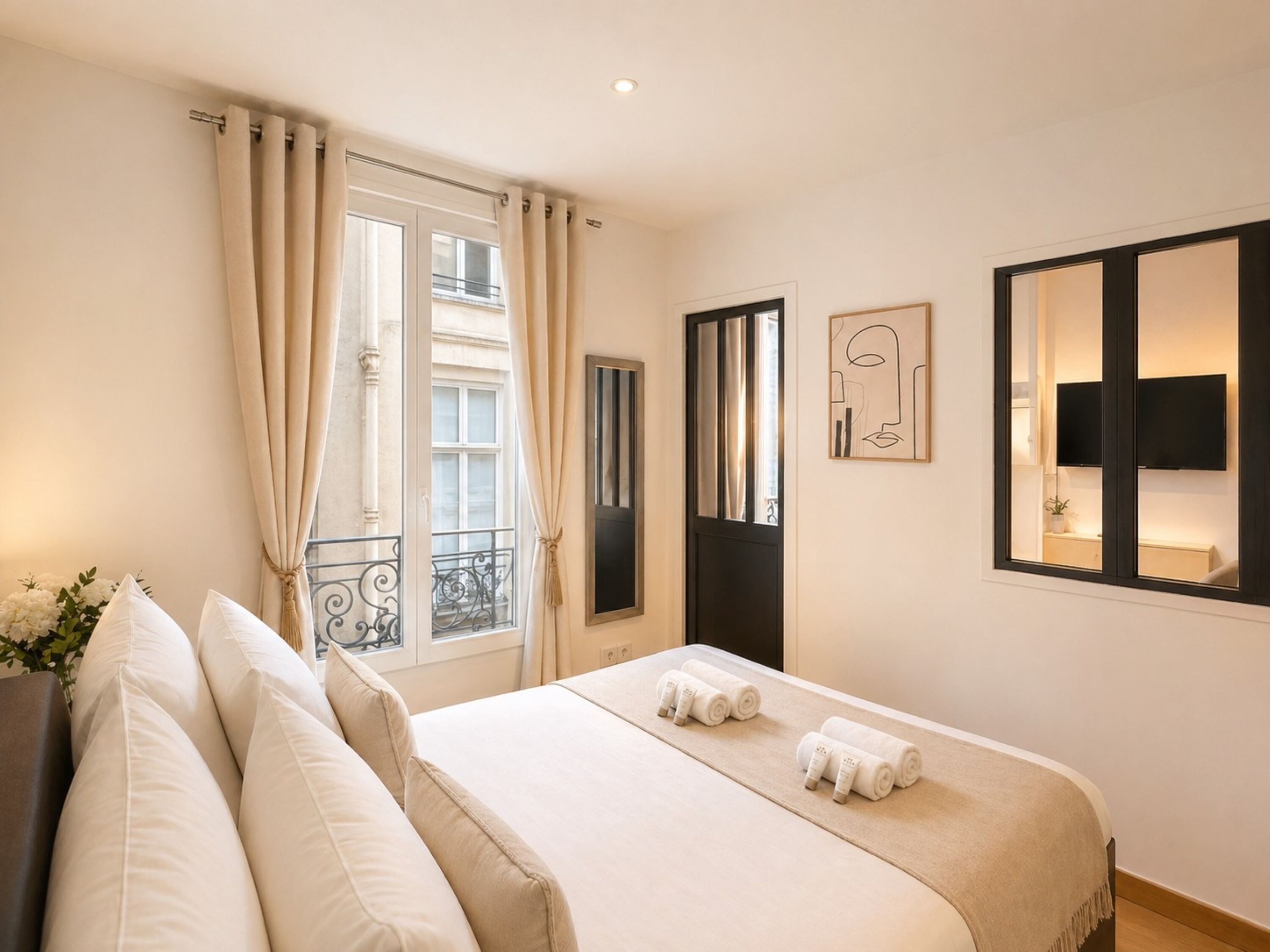 Apartment, Courtyard View | Iron/ironing board, travel cot, free WiFi, bed sheets