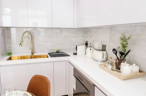 Microwave, oven, stovetop, dishwasher