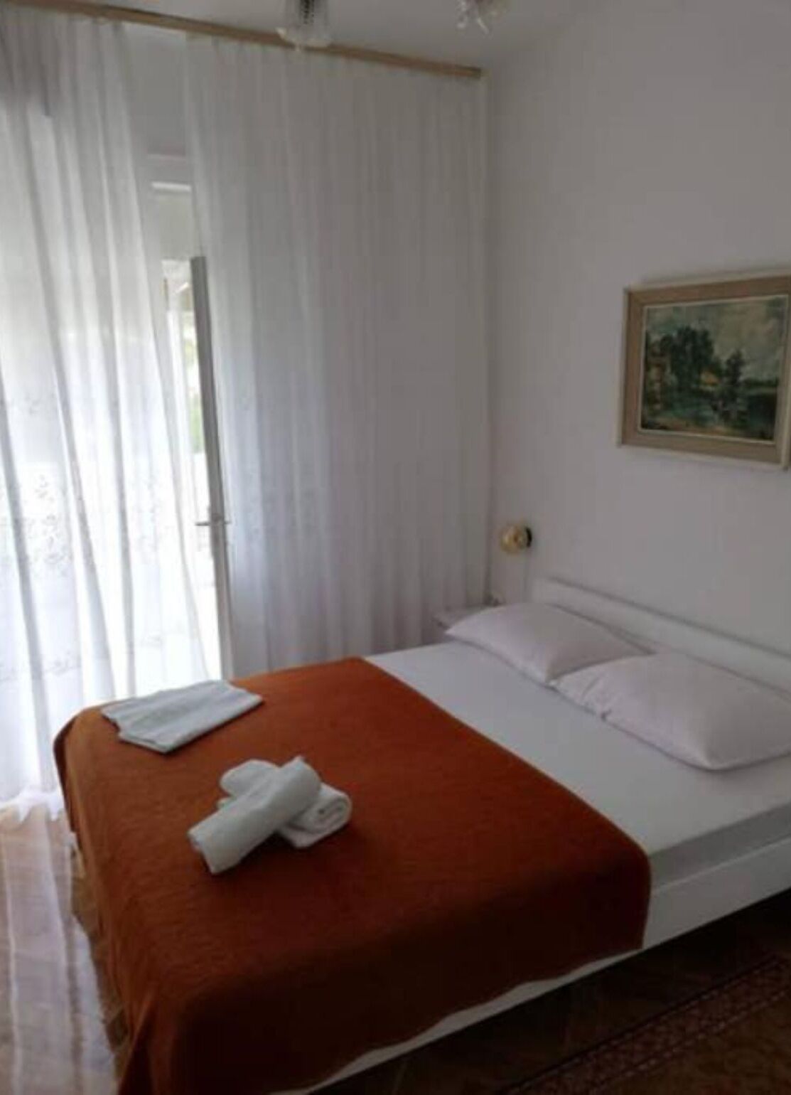 House (Four Bedroom Holiday Home with Terrac) | 4 bedrooms