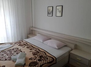 House (Four Bedroom Holiday Home with Terrac) | 4 bedrooms - Holiday Home Ribarić (Rab)